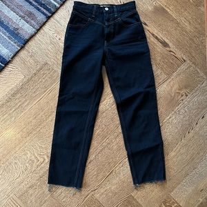 Trave dark wash jeans! Only worn once 💙